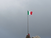 17 Sventola il tricolore